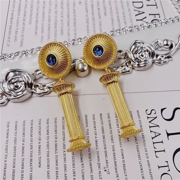 Sandro Vintage Drop Earrings - Picture 4 of 7